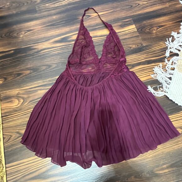 Victoria’s Secret Lace Halter Style Pleated Babydoll Lingerie Size L - Picture 2 of 11